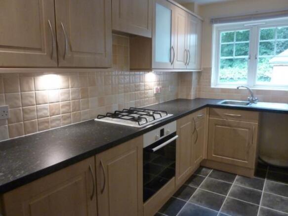 KITCHEN (2)