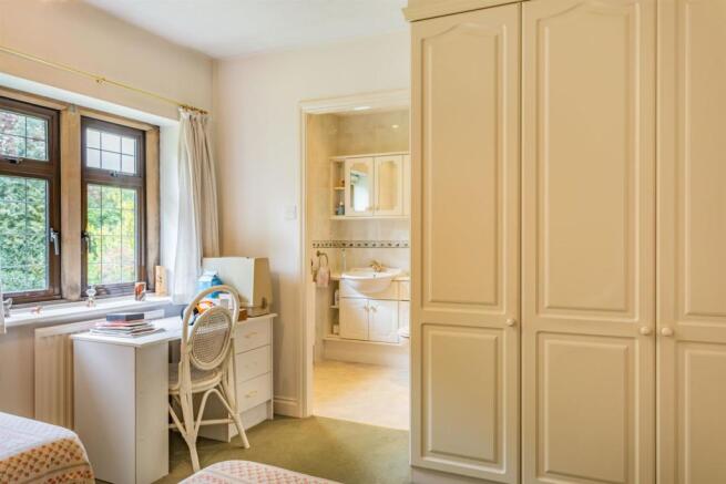 8505252-interior25.jpg