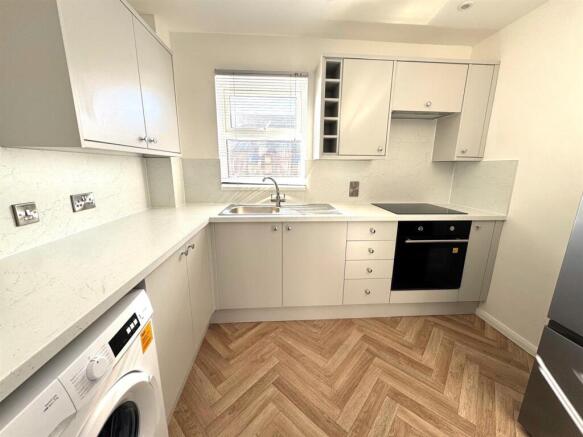 KITCHEN.jpg