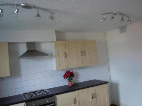 kitchen .JPG