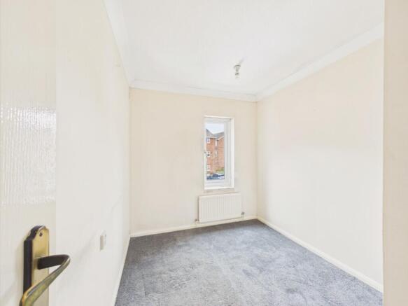 2 bed Flat for sale Image 7