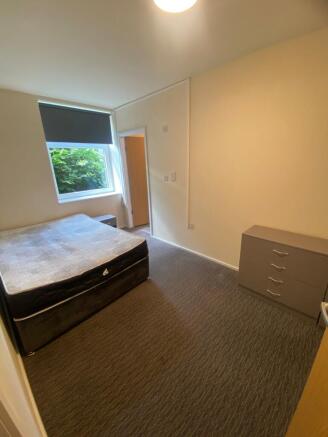 1 bed Apartment to rent Image 8