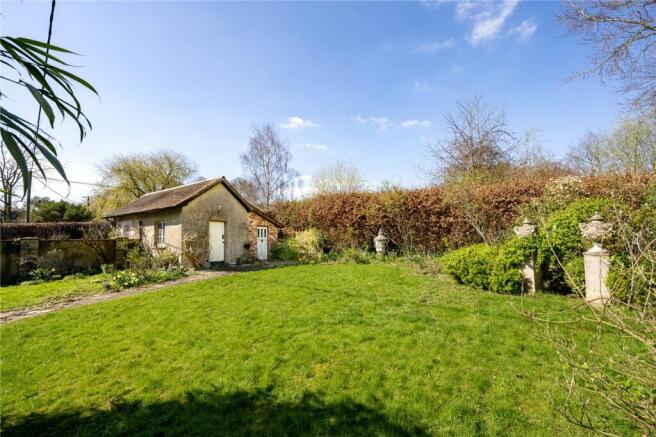 Garden/Outbuilding