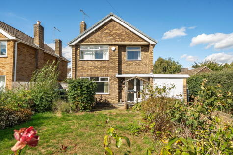 Fairfield Close, Langham