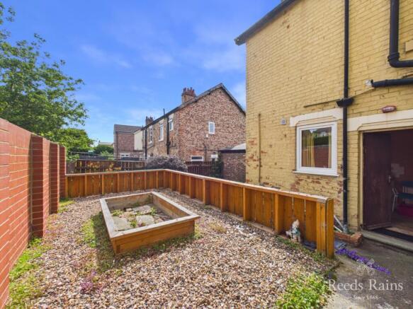 3 bed Semi-Detached for sale Image 4