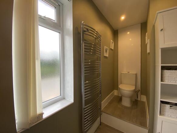 Bathroom (3)