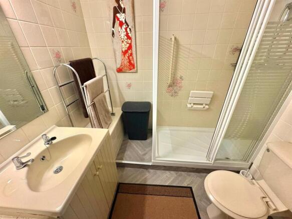 1 bed Apartment for sale Image 10