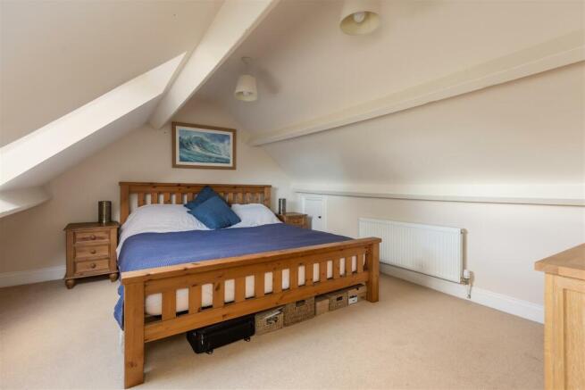 Blacksmiths House Bedroom 1-1.jpg