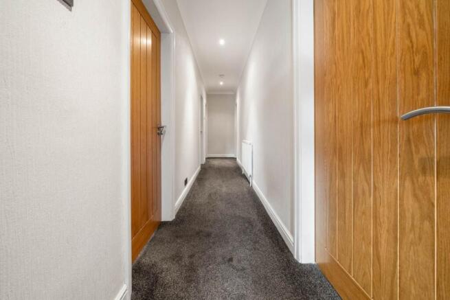 4 bed Detached for sale Image 6