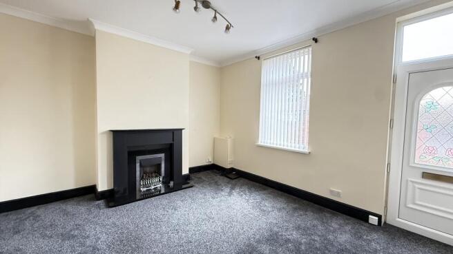 Kirkby Road, Hemsworth WF9 photo 4
