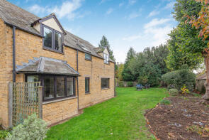 33, The Lanes, Bampton OX18 2JG