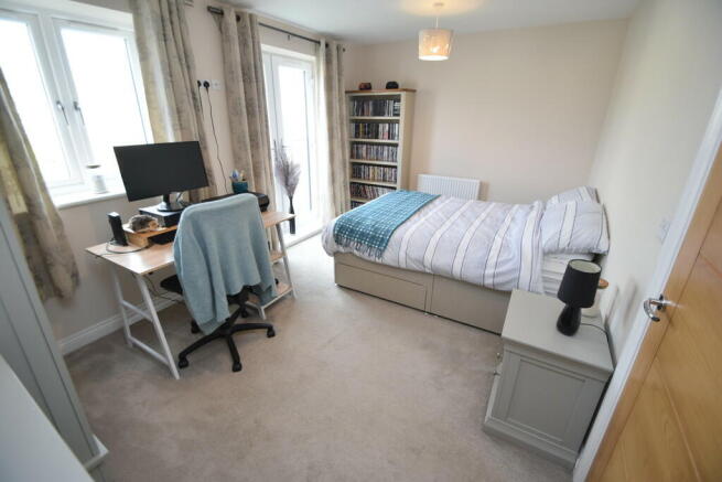 Photo 8