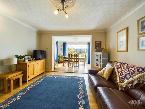 Livingdining room