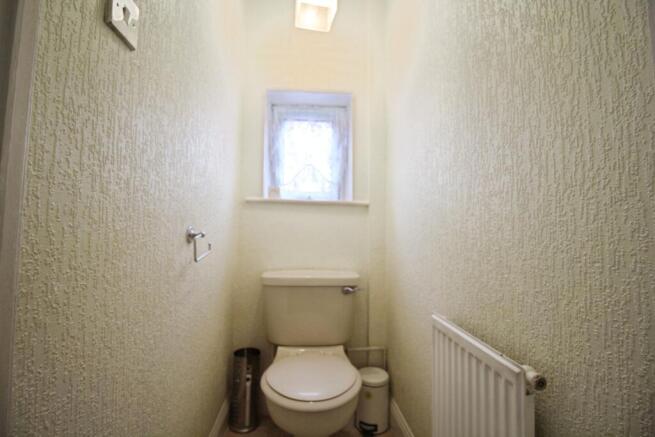 3 bed Semi-Detached for sale Image 11