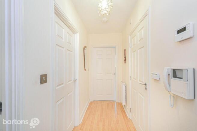 2 bed Apartment for sale Image 7