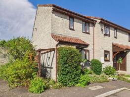 47, Mowries Court, Somerton TA11 6NF