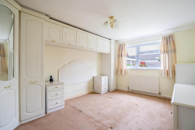 3 bed Bungalow for sale Image 8