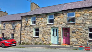 36, Eifl Road, Caernarfon LL54 5LW