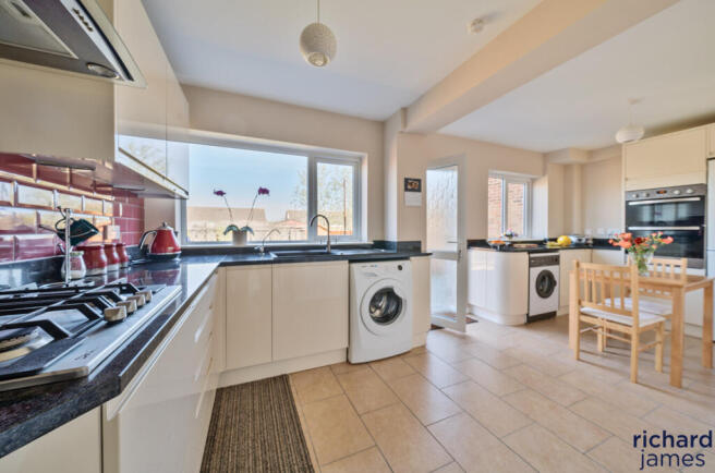 1a9d20bd45e64a6a8afbc9fa94941f9d