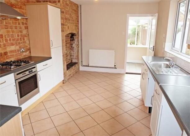 Fitted kitchen breakfast room