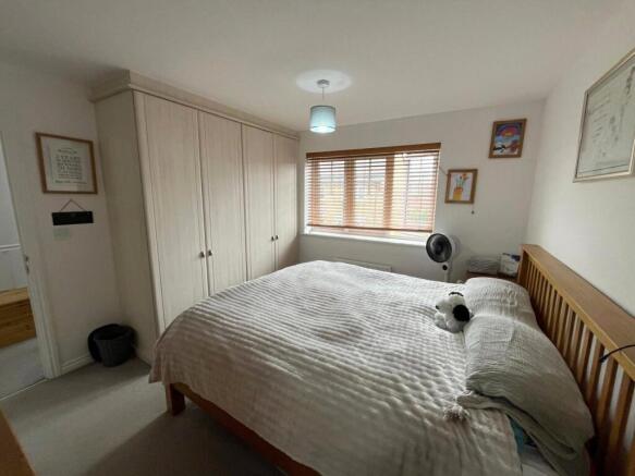 4 bed Detached for sale Image 12