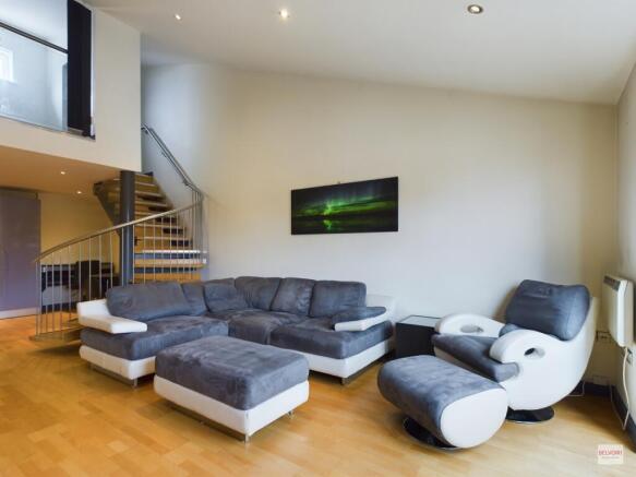 2 bed Duplex to rent Image 5