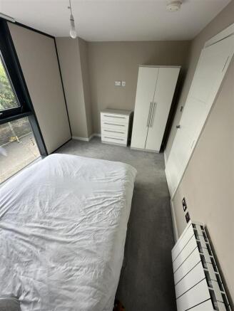 2 bed Apartment for sale Image 7