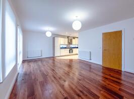 Flat 5, 155 Lucas Court, Hagden Lane, Watford WD18 7DH