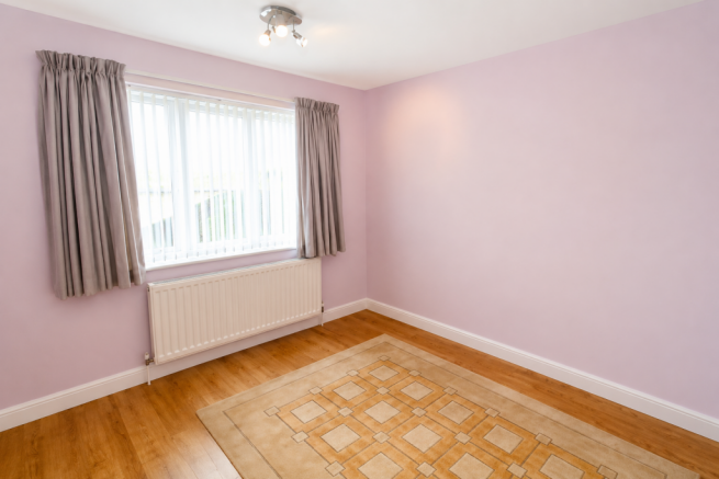 3 bed Detached Bungalow for sale Image 4