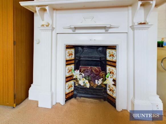 5 bed Detached for sale Image 12