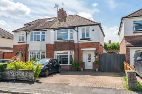 Moorgarth Avenue, Tadcaster Road, York