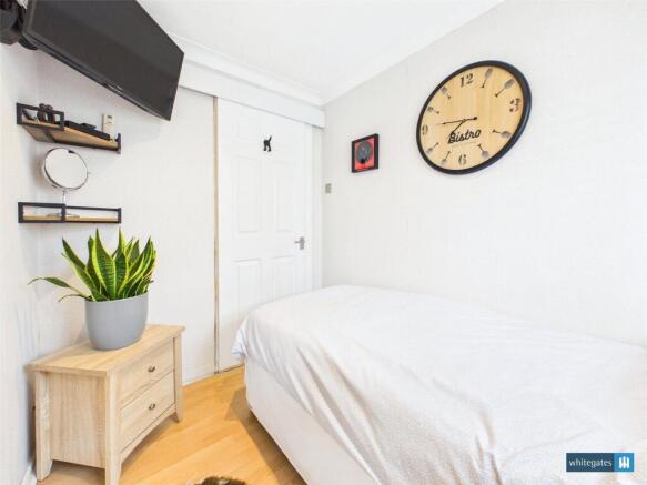 2 bed Retirement Property for sale Image 11
