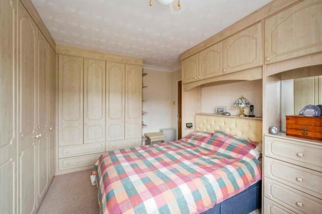 2 bed Detached Bungalow for sale Image 11