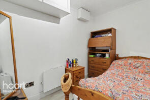 16, Warrenside, Braintree CM7 1TG