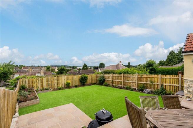 Superb Gardens