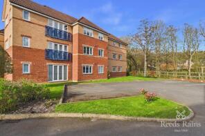 9, Oliver House Flats, Wain Avenue, Chesterfield S41 0FE