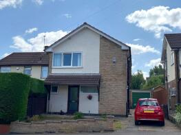 27, Rosemead Drive, Leicester LE2 5SB