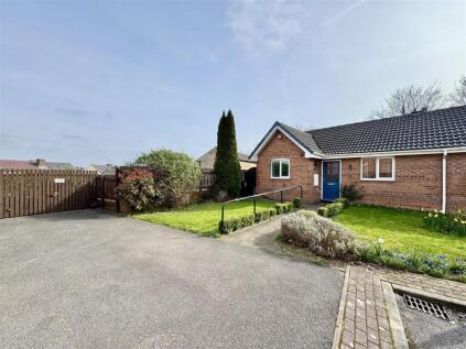 Westfield Court, Dalton, Huddersfield, HD5 9JE
