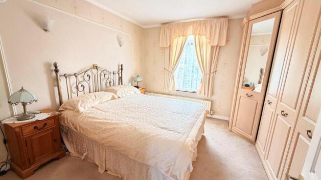 2 bed Cottage for sale Image 9