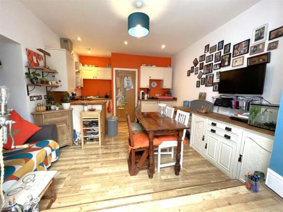 Open plan living accommodation