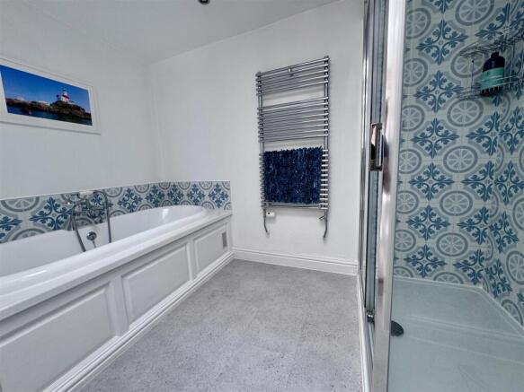 Shower Room/Bathroom