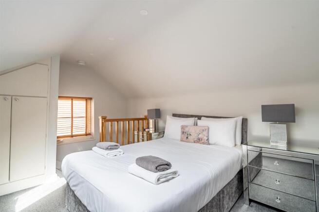 2 bed Detached for sale Image 12