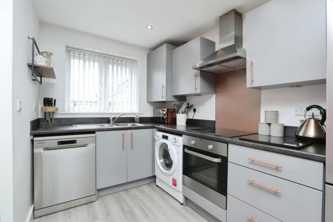 3 bed Semi-Detached for sale Image 5