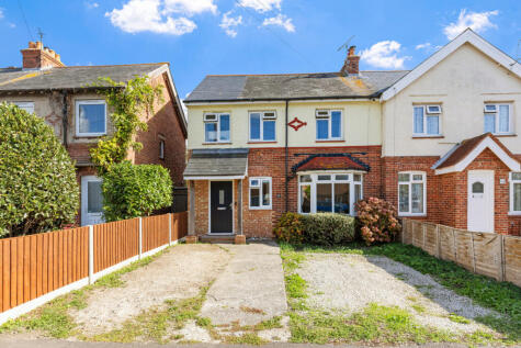 St. James Road, Chichester, PO19