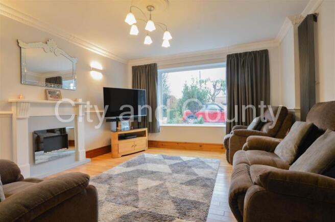 living room 1.jpg