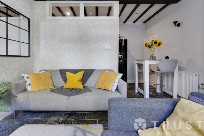 2 bed Terraced for sale Image 5