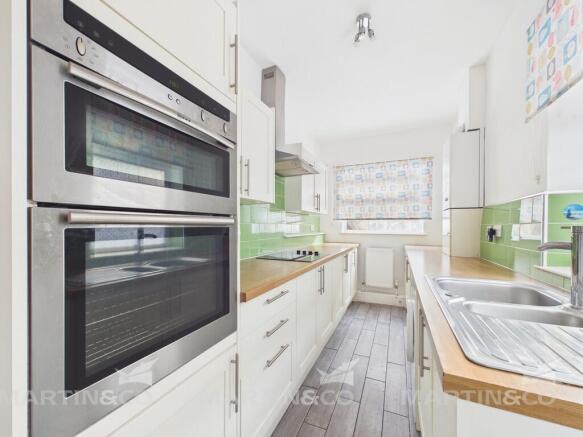 CAM02406G0-PR0576...