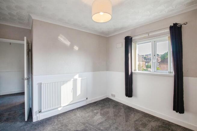 3 bed Semi-Detached for sale Image 5