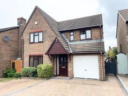 8, Sherringham Close, Fawley SO45 1SQ