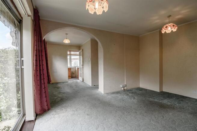 8466241-interior11.jpg